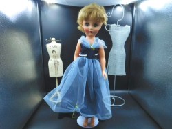 18" 1950S 14R BLONDE FASHION DOLL, BLUE GOWN, BRA, UNDIES